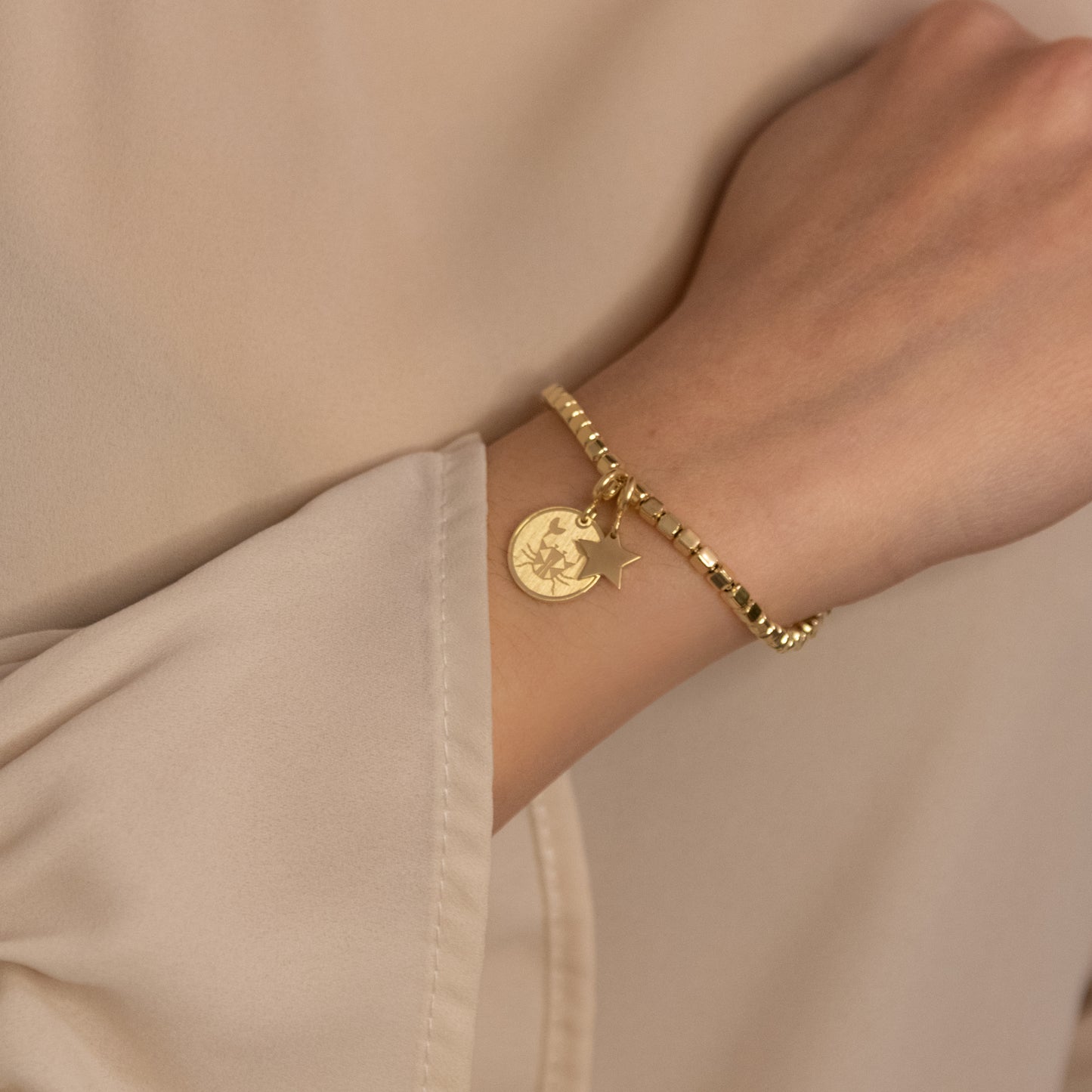 Charm Cancro Placcato Oro