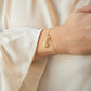 Bracciale a cerchio con charm è nata una mamma oro
