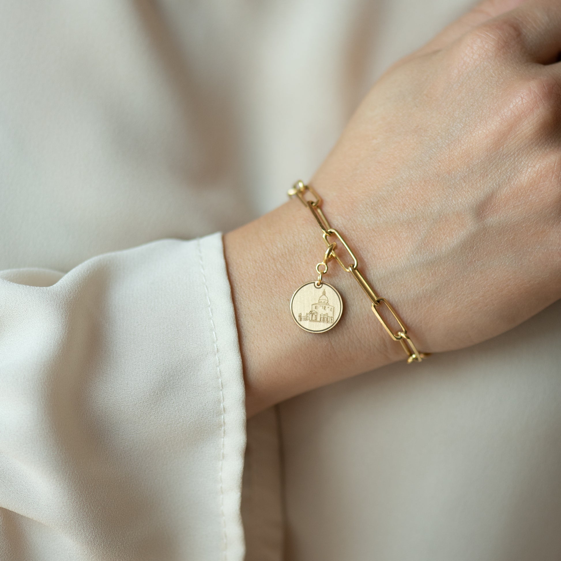 Bracciale a catena con ciondolo San Luca placcato oro