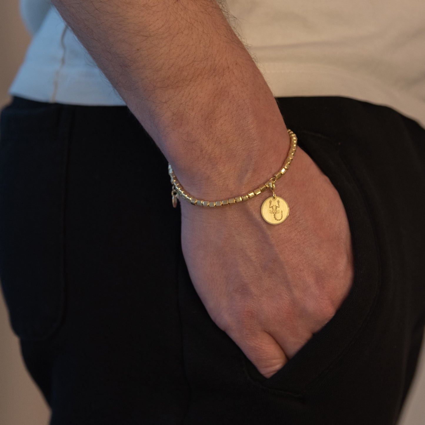 Charm Scorpione Placcato Oro